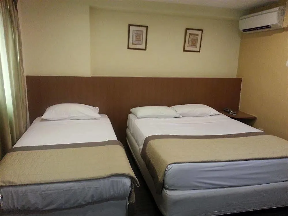 Oyo 106 Beach Hotel Singapore